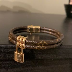 LV “Keep it twice” bracelet